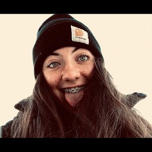 Meet your Posher, Mara